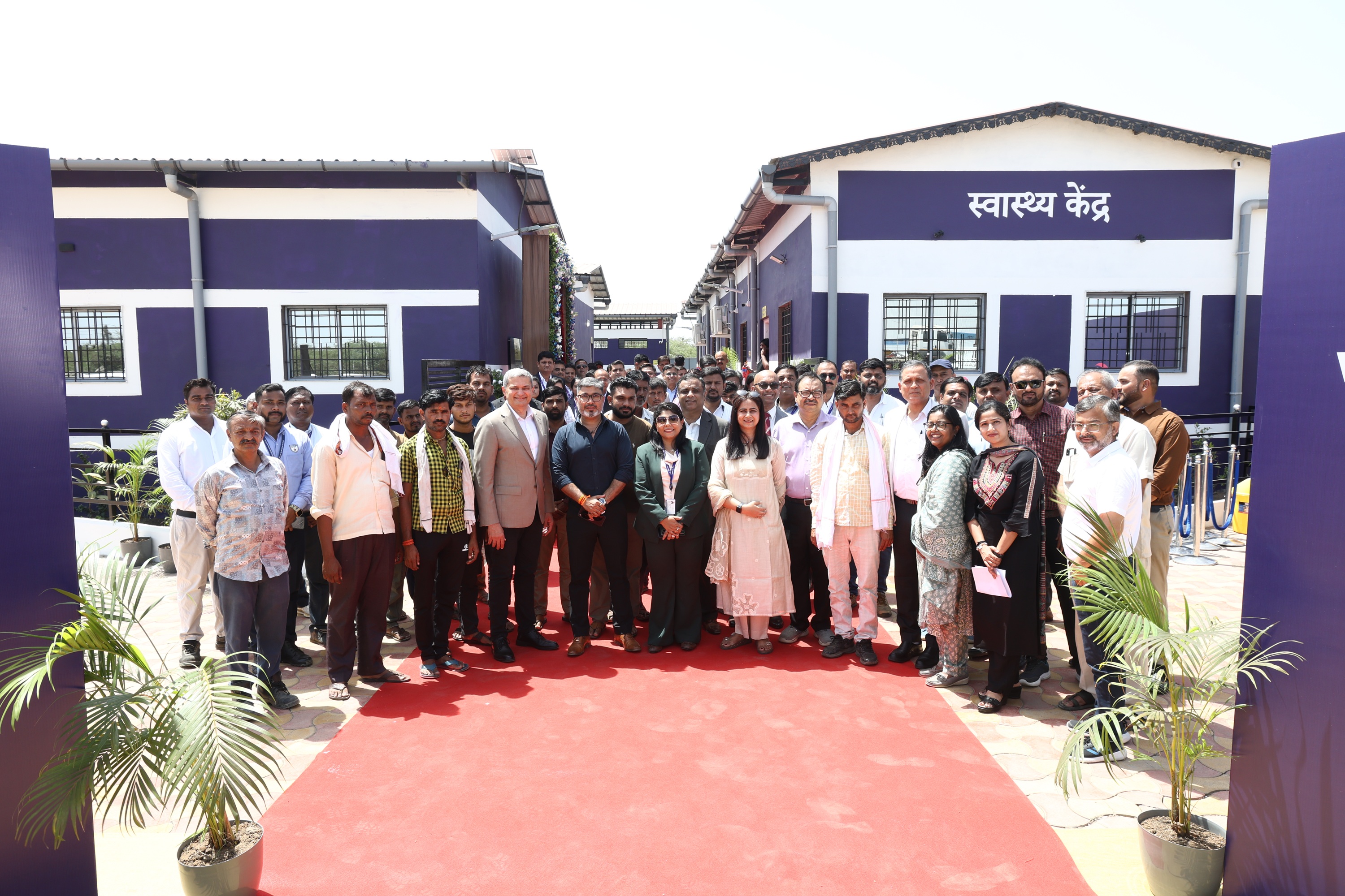 DP World launches 'Swasthya Kendra' Programme, the first step in a mission to support 1 million truckers across India - Press release